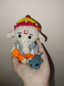 Handmade Crochet Ganesha + mushak