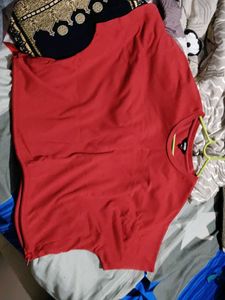 Chic Red Oversized Tee