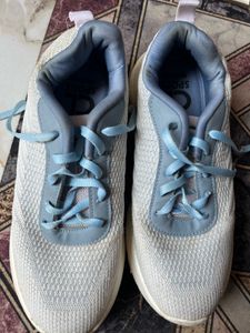 Lightweight Women's Sneakers