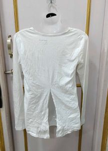 Chic White V-Neck Long Sleeve Top