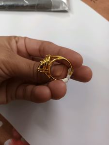 beautiful AD stone ring size around 18