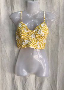 5410. Cute Yellow Checkered Crop Top