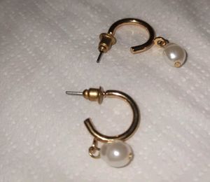 Minimal Gold Pearl Hoop Earrings