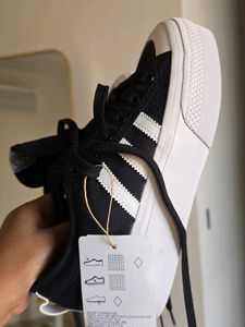 🔻PRICE DROP- ADIDAS Originals Nizza Platform Shoe