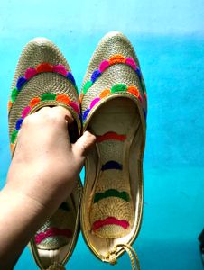 Colorful And Embroidered Juttis