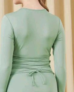 Shein Full Sleeve Back Criss Cross Tie-Up Bodycon