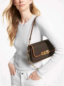 MICHAEL KORS PARKER SLING*  WD BOX