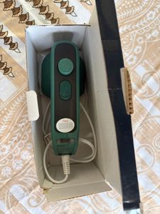 Portable Mini Steam Iron