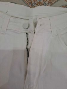 White Wide Leg Jeans NEW❤️