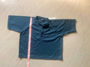 Teal Cropped Henley T-Shirt. size - S