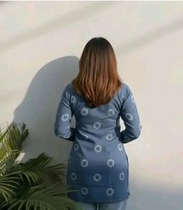 Stylish Blue Floral Print Kurta