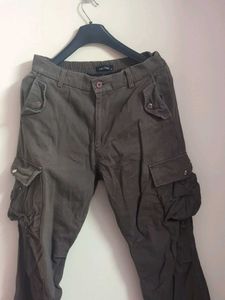 baggy pants