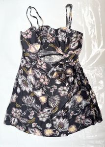 Chic Floral Print Mini Dress