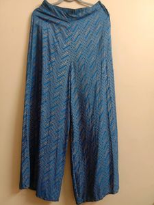 Zig-zag Design Blue Plazzo