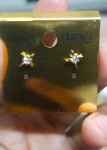 Charming Bow Pearl Earrings