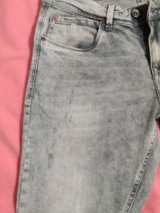 Men's Light Wash Jeans