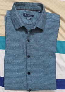 Van Heusen Slim Fit Men's Shirt