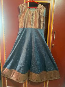 Elegant Grey Ethnic Gown with Dupatta
