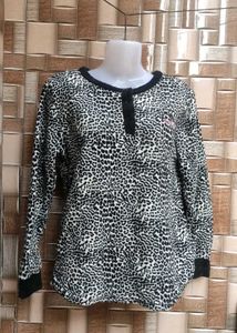 Animal Print sweater
