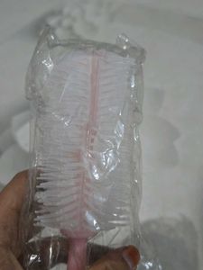 2 Hair Brushes - Gold &amp; Pink