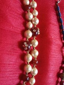 per set 99 Elegant Pearl & Burgundy Necklac