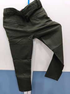 Gini &amp; Jony Kids pants (6 to 7 Y) shiny textur