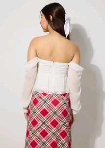 Chic Off-Shoulder White Puff Sleeve Top