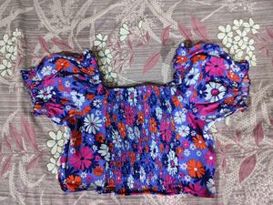 Floral Puff Sleeve Crop Top