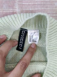 H&amp;M Light Green Cropped Knit Sweater