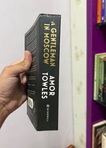 A Gentleman in Moscow - Amor Towles