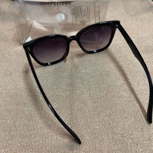 WESTSIDE Black  Sunglasses