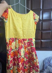 Elegant Floral Embroidered Ethnic Gown