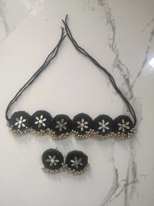 Navratri special necklace in earrings