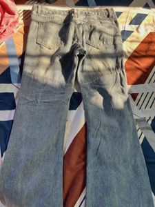 Light Wash bootcut Jeans