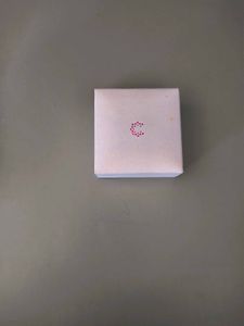 CaratLane ring Box