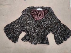 Stylish crop coat