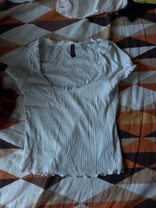 combo sale is there. h&amp;m &amp; white top