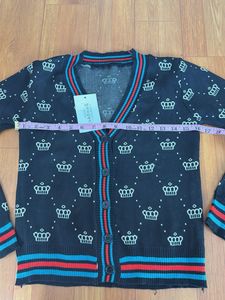 Crown Print V-Neck Cardigan