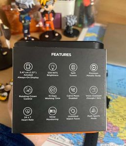 Gizmore Gizfit Glow Multifunctional Smartwatch