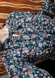 Elegant Floral Print Pleated Maxi Dress