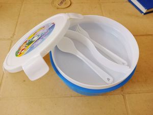 Round Plastic Lunch Box
