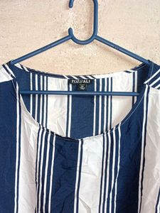 Chic Striped Tie-Sleeve Top Oversized