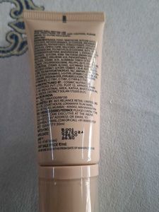 Akind Drop a Hint Hydrating Skin Tint