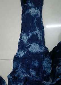 Tie-Dye Long Sleeve Top