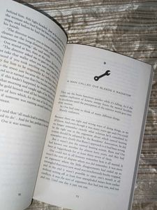 International Bestselling Novels Combo