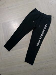 Abercrombie &amp; Fitch Lower Size - L