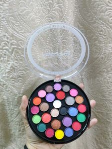 MARS Pearl Eyeshadow Palette