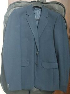 brand new 👌42 s blazer with 32 size pen