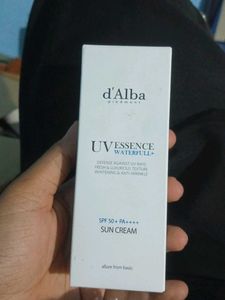 d'Alba UV Essence waterfull+ Sunscreen