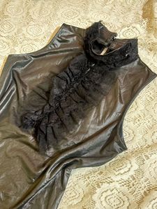 Black Ruffle Neck Sleeveless Top